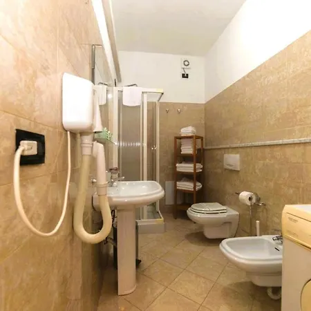 Casa Tykhe * 피날레리구레