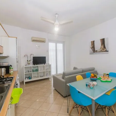 Casa Tykhe Apartment *