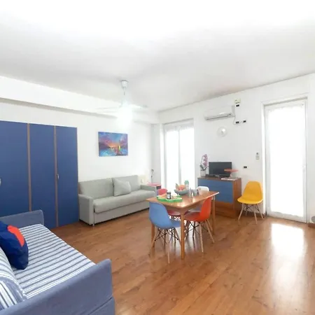 Casa Tykhe Finale Ligure