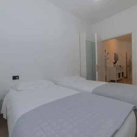 Apartment Casa Tykhe *
