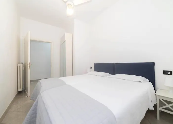 Casa Tykhe Finale Ligure